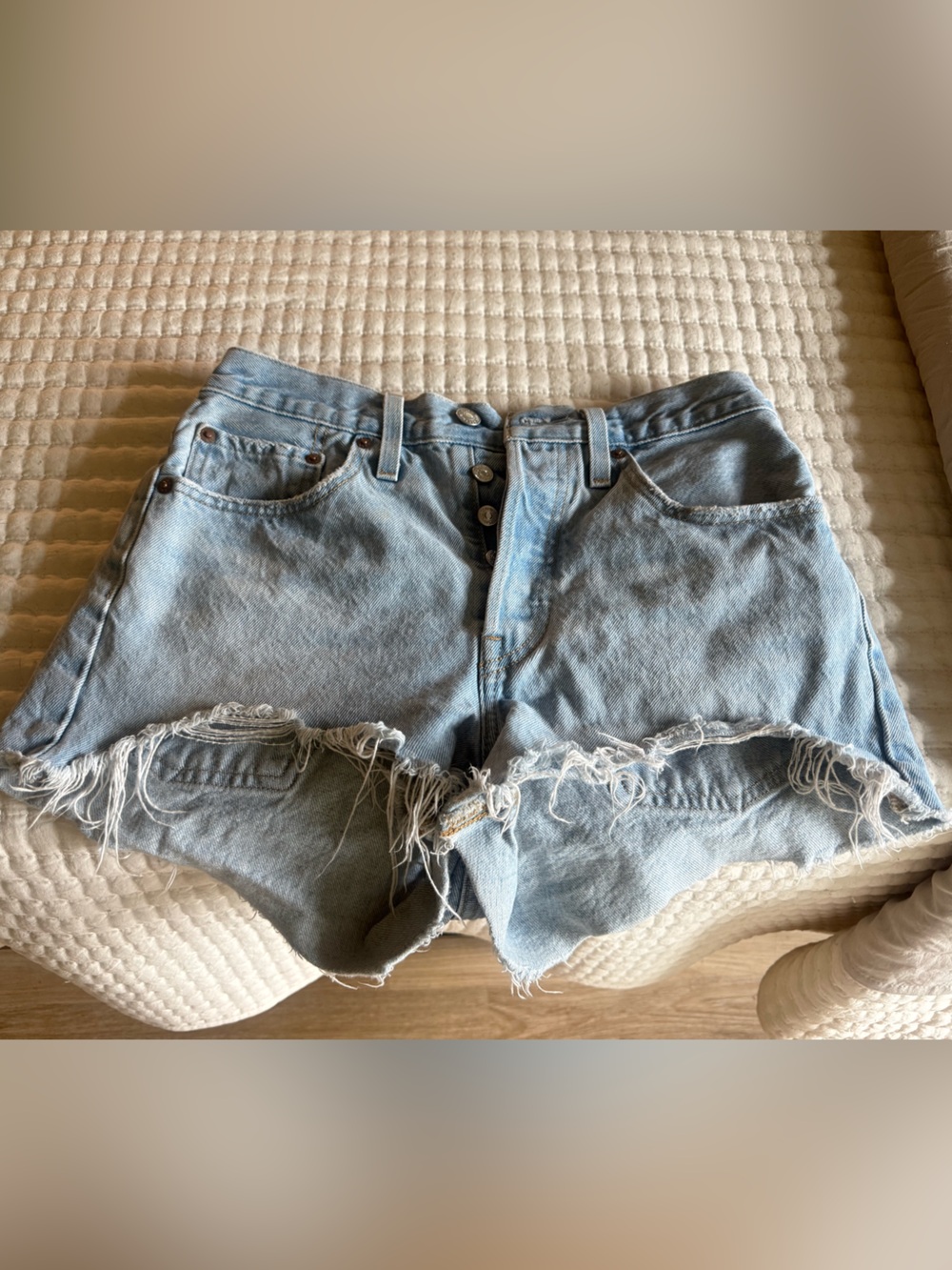Light Blue Levi’s Shorts - Women